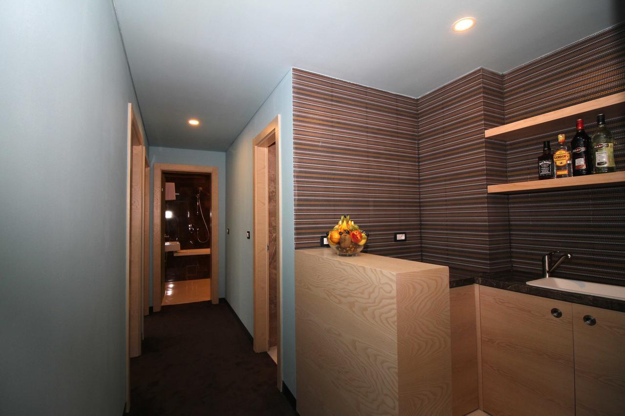Hotel International Prishtina & Spa Prishtinë Luaran gambar