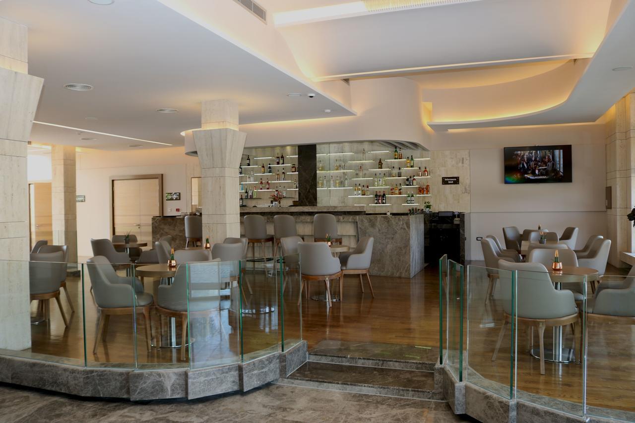 Hotel International Prishtina & Spa Prishtinë Luaran gambar