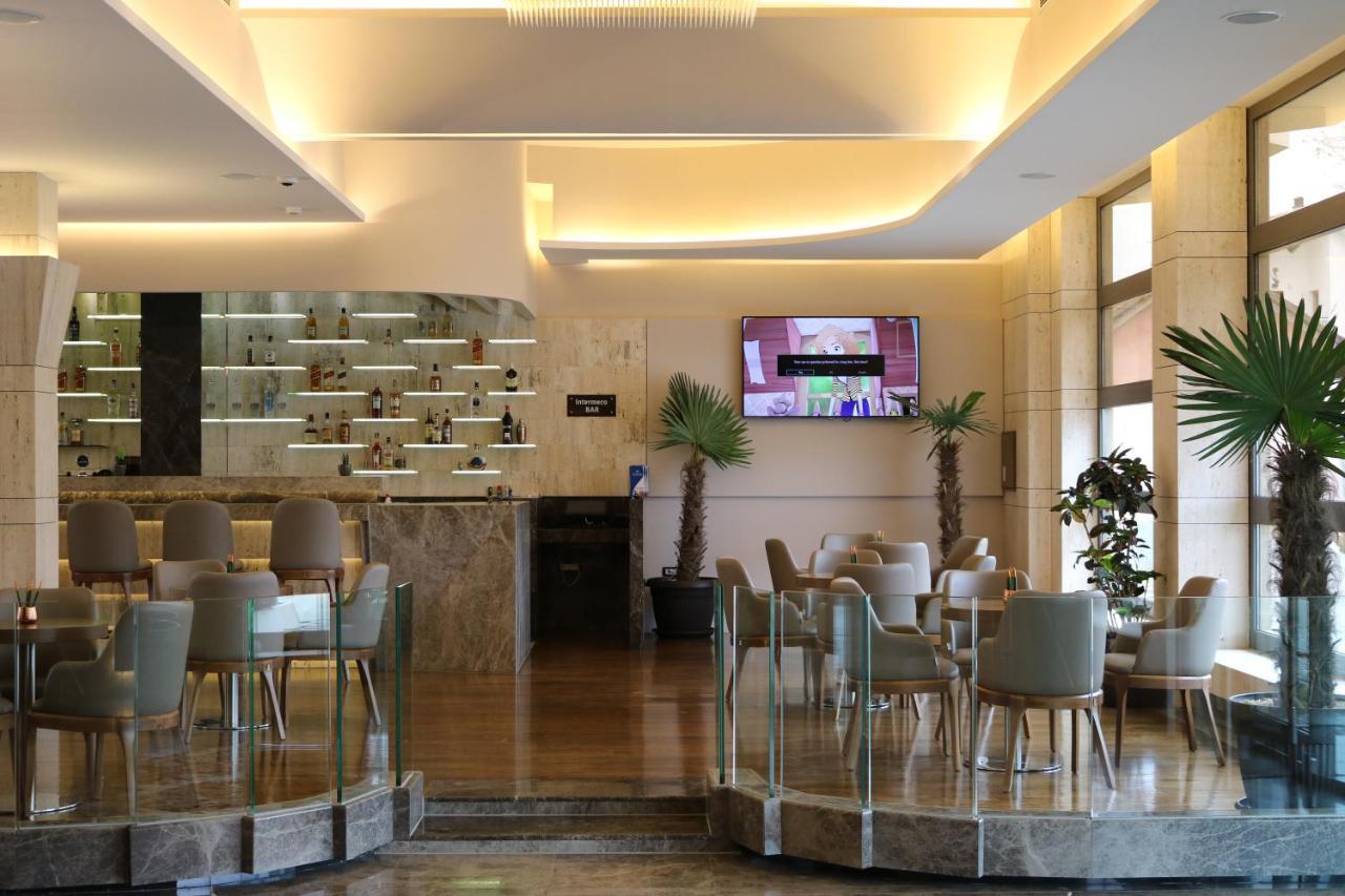 Hotel International Prishtina & Spa Prishtinë Luaran gambar