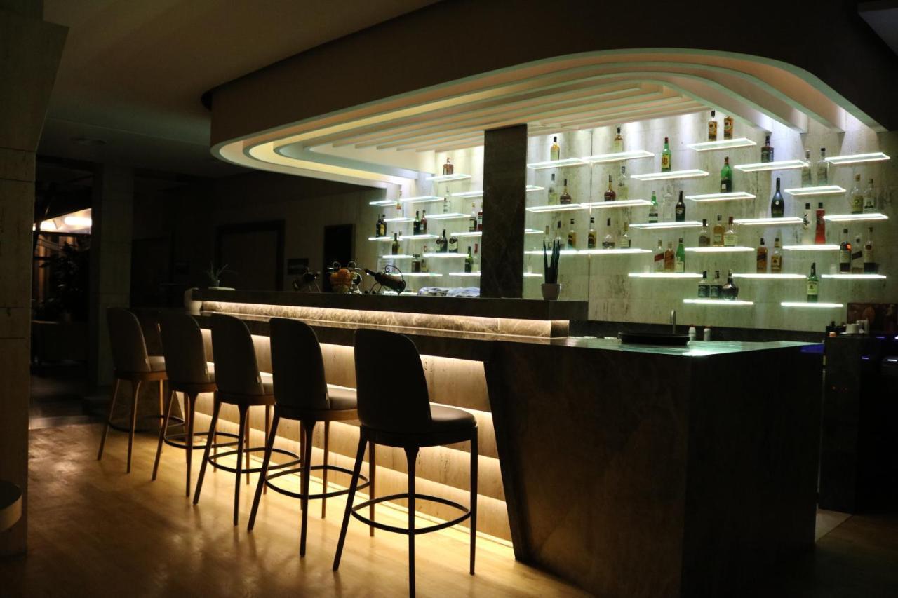 Hotel International Prishtina & Spa Prishtinë Luaran gambar